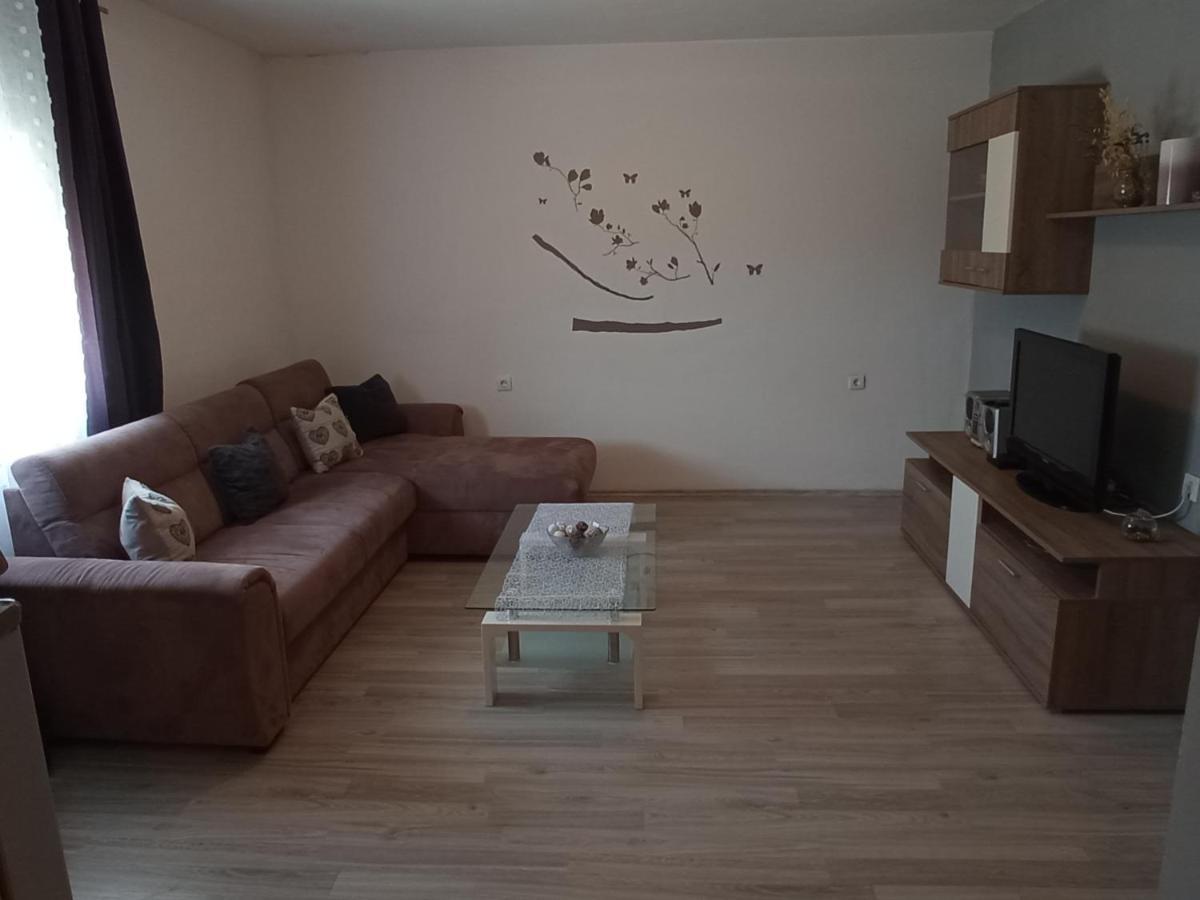 Family Paradise Ražanac 외부 사진