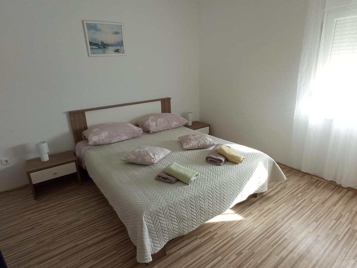 Family Paradise Ražanac 외부 사진